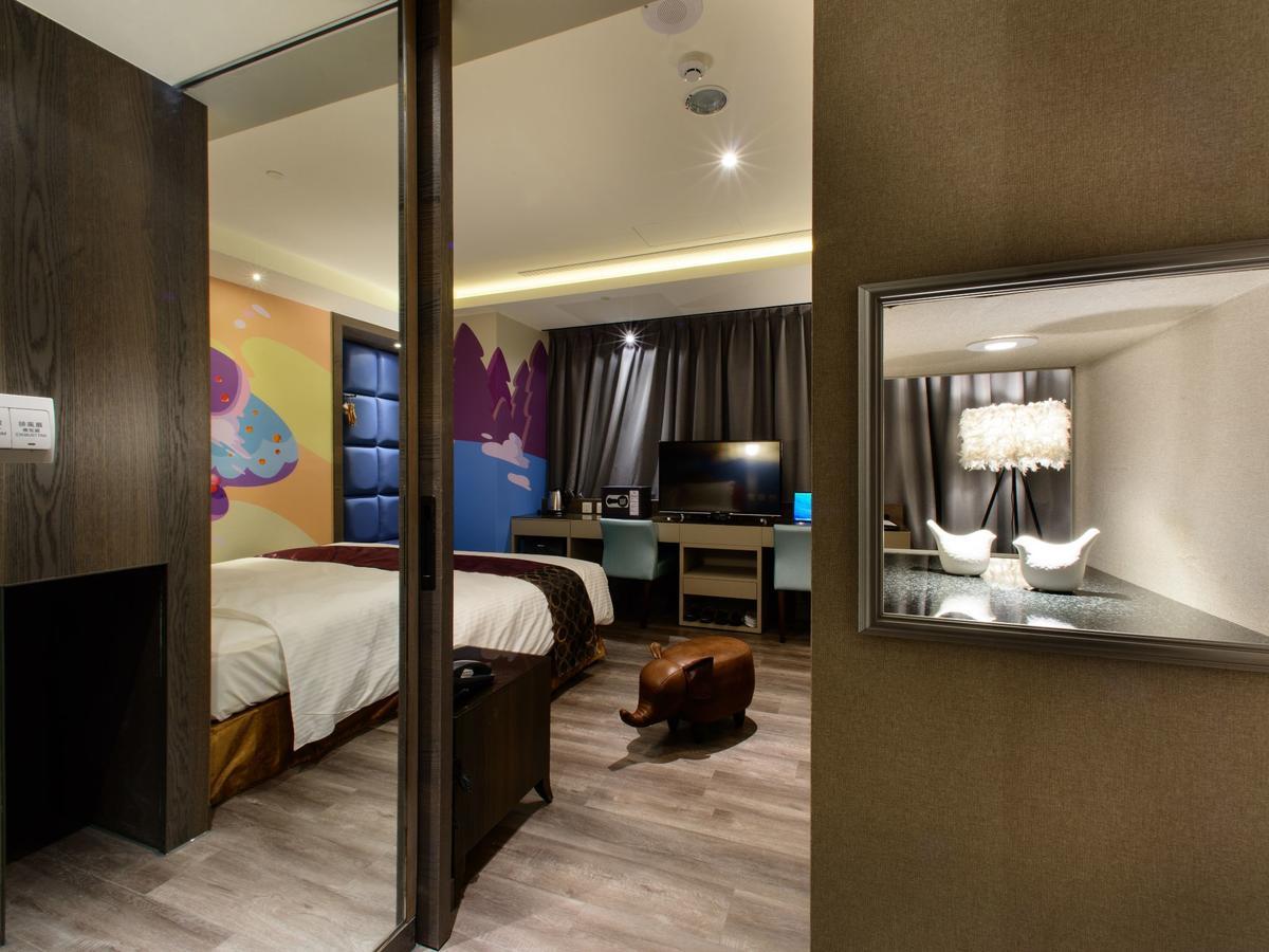 Stay Hotel - Taichung Zhongqing Esterno foto
